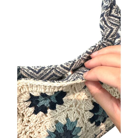 ANTIK KRAFT | Crochet Knit Tote Bag Blue White Granny Square Boho - Picture 4 of 7